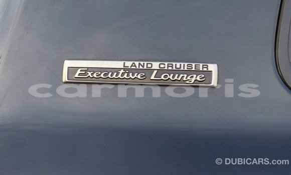 Acheter Import Voiture Toyota Land Cruiser Noir à Import - Dubai, Îles Agalega Acheter Import Voiture Toyota Land Cruiser Noir à Import - Dubai, Îles Agalega