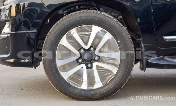 Acheter Import Voiture Toyota Land Cruiser Noir à Import - Dubai, Îles Agalega Acheter Import Voiture Toyota Land Cruiser Noir à Import - Dubai, Îles Agalega