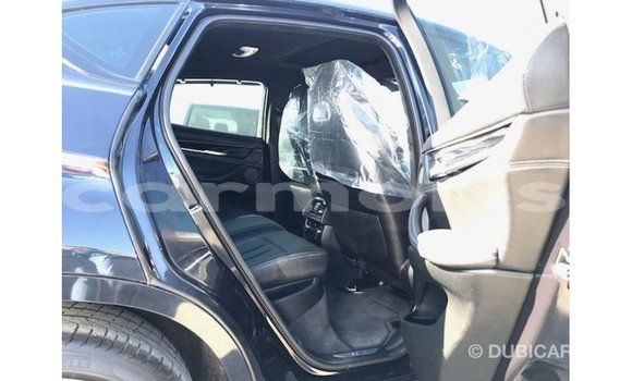 Acheter Import Voiture BMW X6 Bleu à Import - Dubai, Îles Agalega Acheter Import Voiture BMW X6 Bleu à Import - Dubai, Îles Agalega