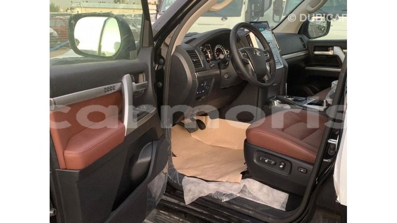 Big with watermark toyota land cruiser agalega islands import dubai 3189