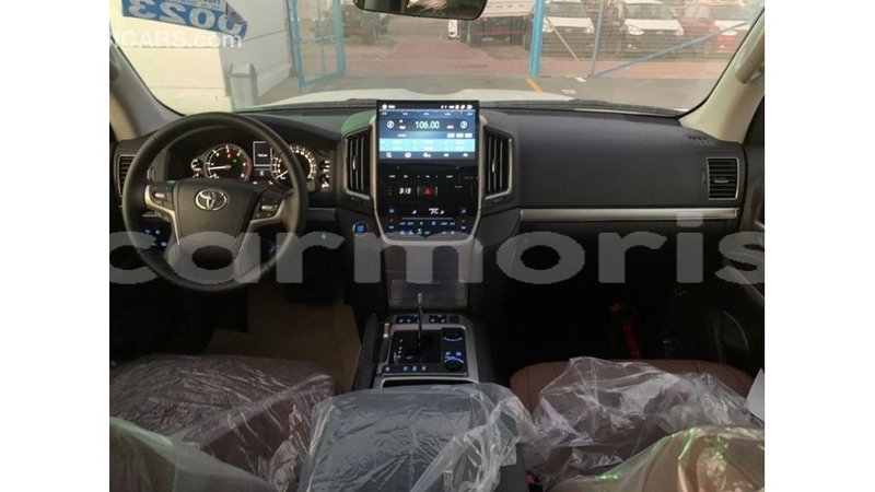 Big with watermark toyota land cruiser agalega islands import dubai 3189