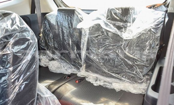 Acheter Import Voiture Toyota Rush Marron à Import - Dubai, Îles Agalega Acheter Import Voiture Toyota Rush Marron à Import - Dubai, Îles Agalega