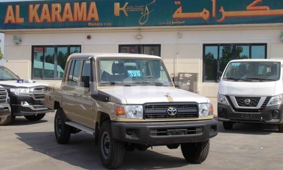 Buy Import Toyota Land Cruiser Beige Car in Import - Dubai in Agalega Islands Buy Import Toyota Land Cruiser Beige Car in Import - Dubai in Agalega Islands