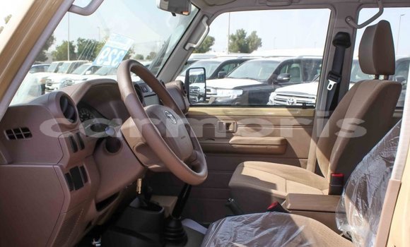 Buy Import Toyota Land Cruiser Beige Car in Import - Dubai in Agalega Islands Buy Import Toyota Land Cruiser Beige Car in Import - Dubai in Agalega Islands