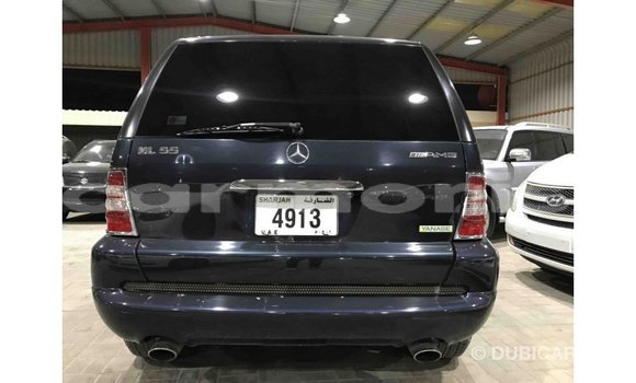 Buy Import Mercedes-Benz 190 (W201) Blue Car in Import - Dubai in Agalega Islands Buy Import Mercedes-Benz 190 (W201) Blue Car in Import - Dubai in Agalega Islands