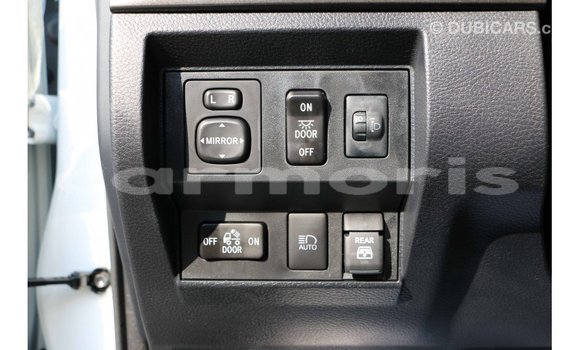 Buy Import Toyota Tundra White Car in Import - Dubai in Agalega Islands Buy Import Toyota Tundra White Car in Import - Dubai in Agalega Islands