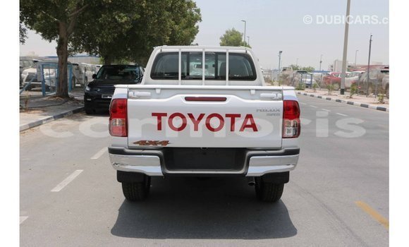 Buy Import Toyota Hilux White Car in Import - Dubai in Agalega Islands Buy Import Toyota Hilux White Car in Import - Dubai in Agalega Islands