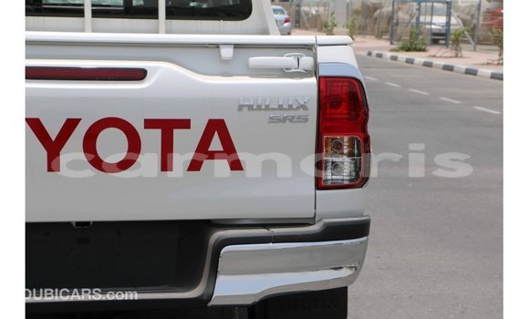 Buy Import Toyota Hilux White Car in Import - Dubai in Agalega Islands Buy Import Toyota Hilux White Car in Import - Dubai in Agalega Islands