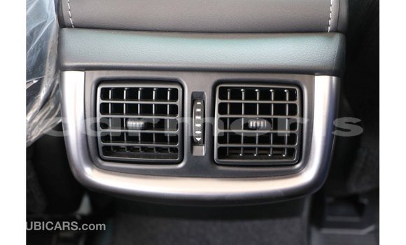 Buy Import Toyota Hilux White Car in Import - Dubai in Agalega Islands Buy Import Toyota Hilux White Car in Import - Dubai in Agalega Islands