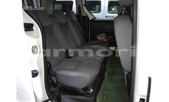 Buy Import Peugeot Partner White Car in Import - Dubai in Agalega Islands