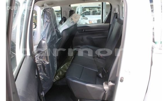 Buy Import Toyota Hilux White Car in Import - Dubai in Agalega Islands Buy Import Toyota Hilux White Car in Import - Dubai in Agalega Islands
