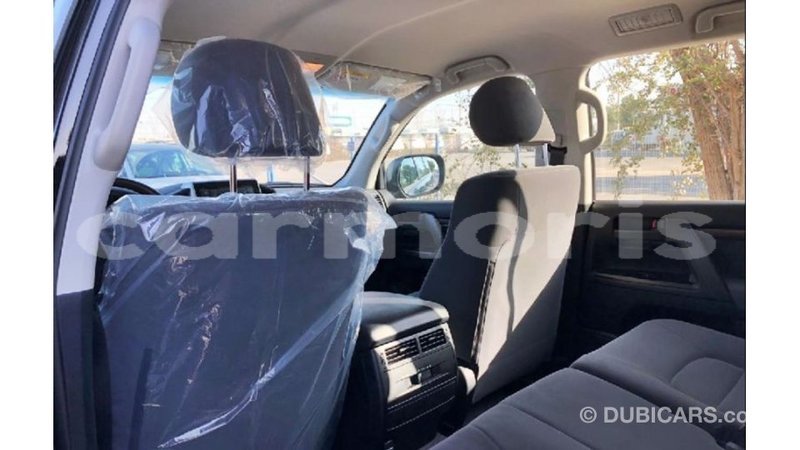 Big with watermark toyota land cruiser agalega islands import dubai 3221