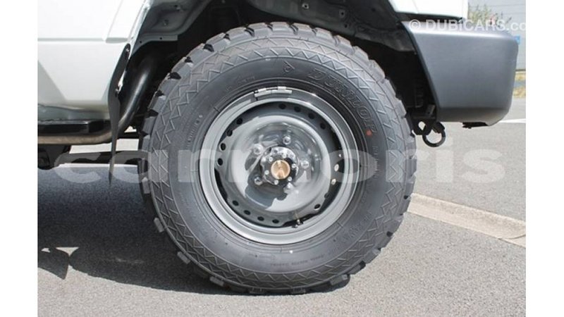 Big with watermark toyota land cruiser agalega islands import dubai 3223