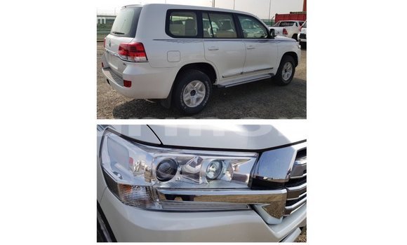 Buy Import Toyota Land Cruiser White Car in Import - Dubai in Agalega Islands Buy Import Toyota Land Cruiser White Car in Import - Dubai in Agalega Islands