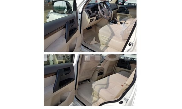 Buy Import Toyota Land Cruiser White Car in Import - Dubai in Agalega Islands Buy Import Toyota Land Cruiser White Car in Import - Dubai in Agalega Islands