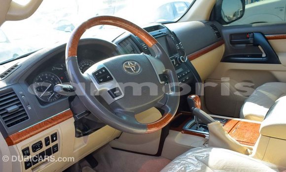 Acheter Import Voiture Toyota Land Cruiser Autre à Import - Dubai, Îles Agalega Acheter Import Voiture Toyota Land Cruiser Autre à Import - Dubai, Îles Agalega