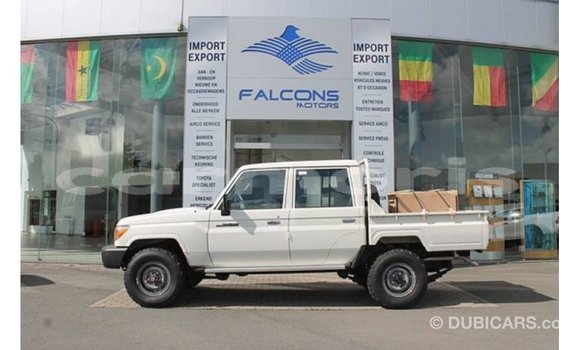 Buy Import Toyota Land Cruiser White Car in Import - Dubai in Agalega Islands Buy Import Toyota Land Cruiser White Car in Import - Dubai in Agalega Islands