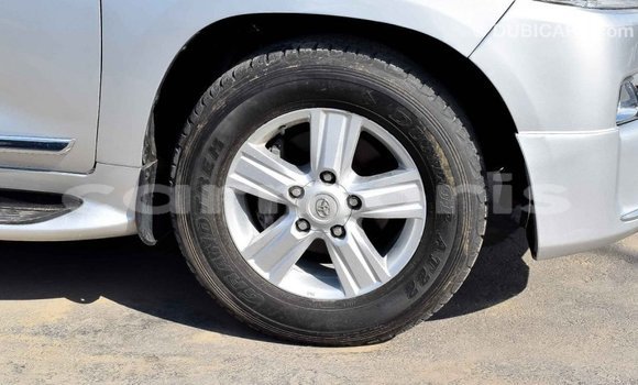 Acheter Import Voiture Toyota Land Cruiser Autre à Import - Dubai, Îles Agalega Acheter Import Voiture Toyota Land Cruiser Autre à Import - Dubai, Îles Agalega