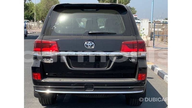 Big with watermark toyota land cruiser agalega islands import dubai 3244