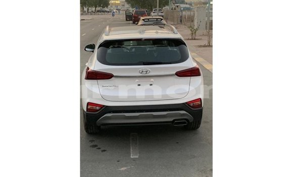 Buy Import Hyundai Santa Fe White Car in Import - Dubai in Agalega Islands Buy Import Hyundai Santa Fe White Car in Import - Dubai in Agalega Islands