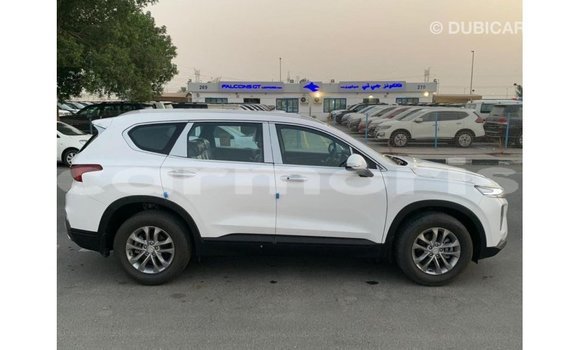 Buy Import Hyundai Santa Fe White Car in Import - Dubai in Agalega Islands Buy Import Hyundai Santa Fe White Car in Import - Dubai in Agalega Islands