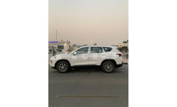 Buy Import Hyundai Santa Fe White Car in Import - Dubai in Agalega Islands Buy Import Hyundai Santa Fe White Car in Import - Dubai in Agalega Islands
