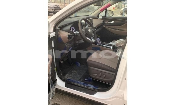 Buy Import Hyundai Santa Fe White Car in Import - Dubai in Agalega Islands Buy Import Hyundai Santa Fe White Car in Import - Dubai in Agalega Islands