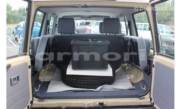 Buy Import Toyota Land Cruiser Beige Car in Import - Dubai in Agalega Islands Buy Import Toyota Land Cruiser Beige Car in Import - Dubai in Agalega Islands