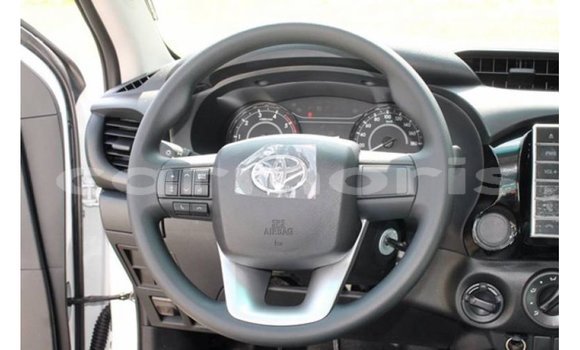 Buy Import Toyota Hilux White Car in Import - Dubai in Agalega Islands Buy Import Toyota Hilux White Car in Import - Dubai in Agalega Islands