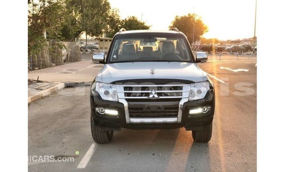 Buy Import Mitsubishi Pajero Black Car in Import - Dubai in Agalega Islands Buy Import Mitsubishi Pajero Black Car in Import - Dubai in Agalega Islands