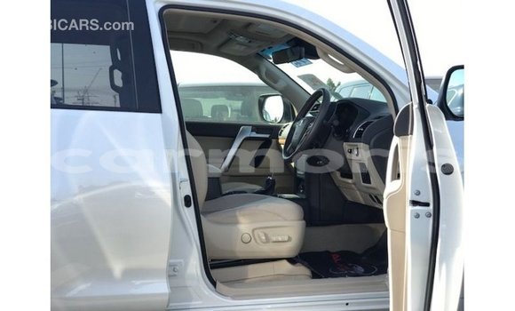 Buy Import Toyota Prado White Car in Import - Dubai in Agalega Islands Buy Import Toyota Prado White Car in Import - Dubai in Agalega Islands