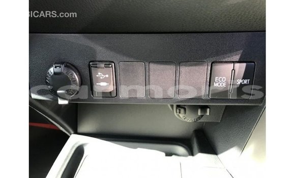 Buy Import Toyota HiAce White Truck in Import - Dubai in Agalega Islands Buy Import Toyota HiAce White Truck in Import - Dubai in Agalega Islands