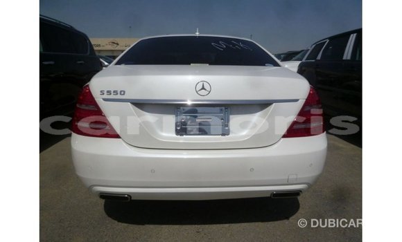 Buy Import Mercedes-Benz 190 White Car in Import - Dubai in Agalega Islands Buy Import Mercedes-Benz 190 White Car in Import - Dubai in Agalega Islands