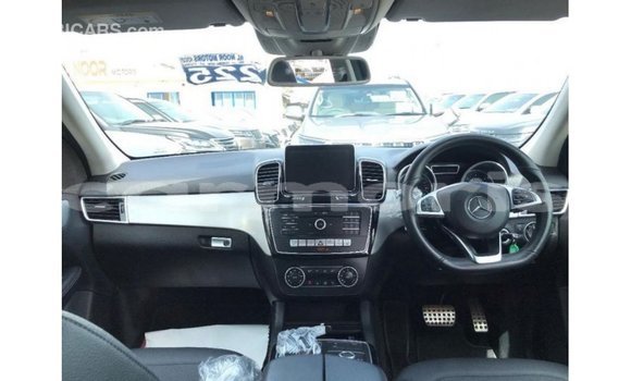 Acheter Import Voiture Mercedes-Benz 250 Autre à Import - Dubai, Îles Agalega Acheter Import Voiture Mercedes-Benz 250 Autre à Import - Dubai, Îles Agalega