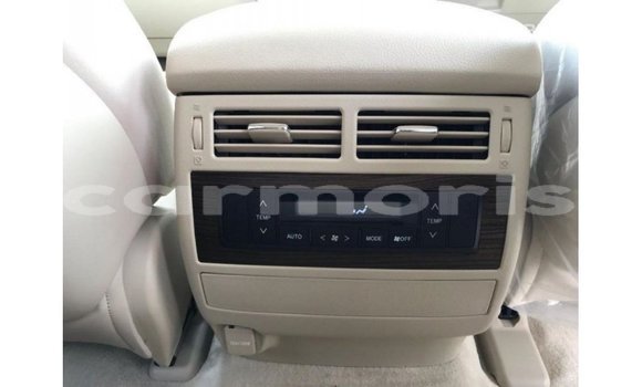 Acheter Import Voiture Toyota Land Cruiser Noir à Import - Dubai, Îles Agalega Acheter Import Voiture Toyota Land Cruiser Noir à Import - Dubai, Îles Agalega