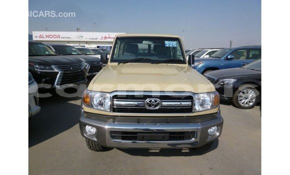 Buy Import Toyota Land Cruiser Beige Car in Import - Dubai in Agalega Islands Buy Import Toyota Land Cruiser Beige Car in Import - Dubai in Agalega Islands