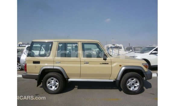 Buy Import Toyota Land Cruiser Beige Car in Import - Dubai in Agalega Islands Buy Import Toyota Land Cruiser Beige Car in Import - Dubai in Agalega Islands