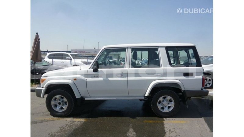 Big with watermark toyota land cruiser agalega islands import dubai 3299