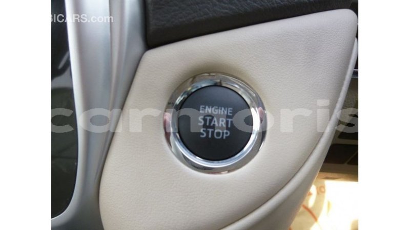 Big with watermark toyota land cruiser agalega islands import dubai 3303