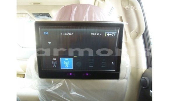 Buy Import Toyota Land Cruiser White Car in Import - Dubai in Agalega Islands Buy Import Toyota Land Cruiser White Car in Import - Dubai in Agalega Islands