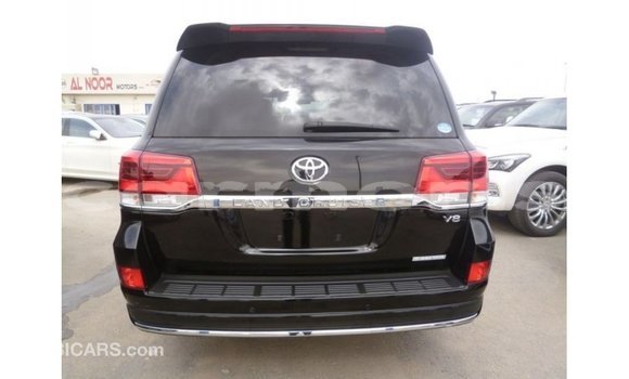 Acheter Import Voiture Toyota Land Cruiser Noir à Import - Dubai, Îles Agalega Acheter Import Voiture Toyota Land Cruiser Noir à Import - Dubai, Îles Agalega