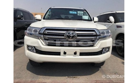 Buy Import Toyota Land Cruiser White Car in Import - Dubai in Agalega Islands Buy Import Toyota Land Cruiser White Car in Import - Dubai in Agalega Islands