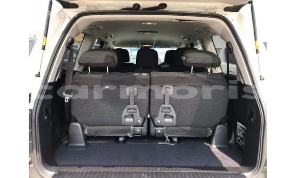 Buy Import Toyota Land Cruiser White Car in Import - Dubai in Agalega Islands Buy Import Toyota Land Cruiser White Car in Import - Dubai in Agalega Islands