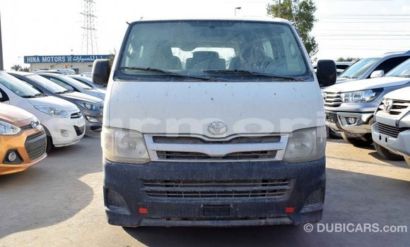 Buy Import Toyota Hiace White Car in Import - Dubai in Agalega Islands Buy Import Toyota Hiace White Car in Import - Dubai in Agalega Islands