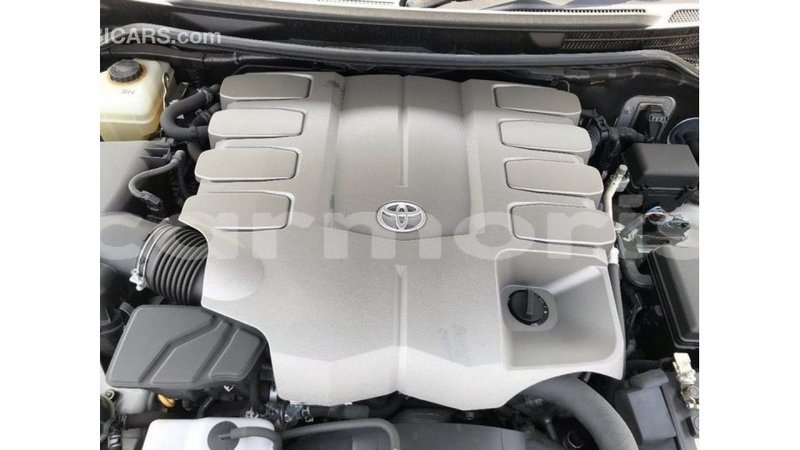 Big with watermark toyota land cruiser agalega islands import dubai 3312