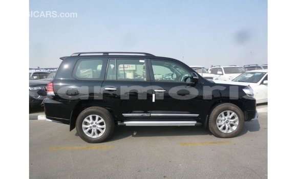 Acheter Import Voiture Toyota Land Cruiser Noir à Import - Dubai, Îles Agalega Acheter Import Voiture Toyota Land Cruiser Noir à Import - Dubai, Îles Agalega