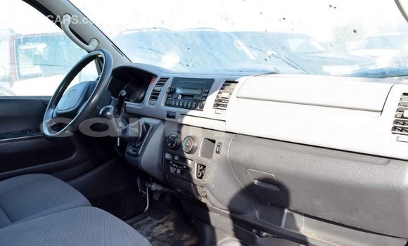 Buy Import Toyota Hiace White Car in Import - Dubai in Agalega Islands Buy Import Toyota Hiace White Car in Import - Dubai in Agalega Islands