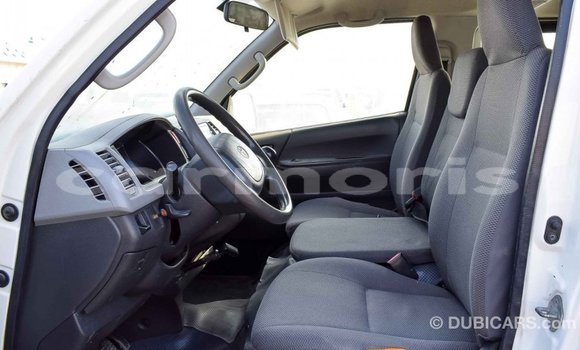 Buy Import Toyota Hiace White Car in Import - Dubai in Agalega Islands Buy Import Toyota Hiace White Car in Import - Dubai in Agalega Islands