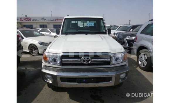 Buy Import Toyota Land Cruiser White Car in Import - Dubai in Agalega Islands Buy Import Toyota Land Cruiser White Car in Import - Dubai in Agalega Islands