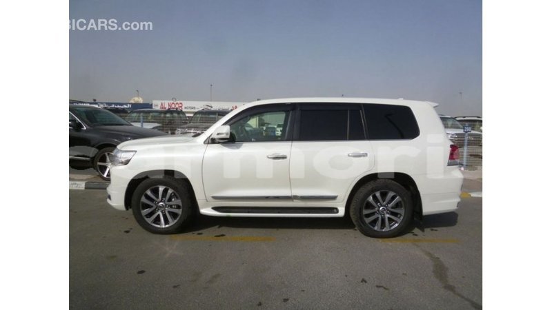 Big with watermark toyota land cruiser agalega islands import dubai 3323